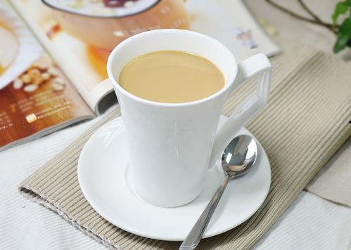 丝袜奶茶爆料是真的吗视频,丝袜奶茶爆料视频真实性揭秘  第3张