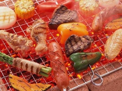 飞哥爆料烧烤视频,烧烤美食背后的秘密大公开! 第3张 飞哥爆料烧烤视频,烧烤美食背后的秘密大公开! 第3张