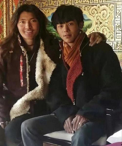 舅舅爆料在哪里看啊视频,揭秘“在哪里看啊”视频的观看秘籍 第2张 舅舅爆料在哪里看啊视频,揭秘“在哪里看啊”视频的观看秘籍 第2张