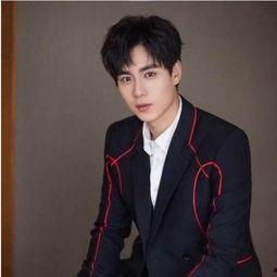 娱乐圈的吃瓜影帝女主是谁,揭秘“吃瓜影帝”与神秘女主的幕后故事  第2张