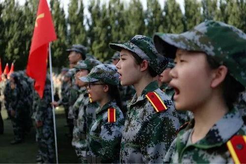 吃鸡军训爆料视频,揭秘军营中的另类“战场”  第2张